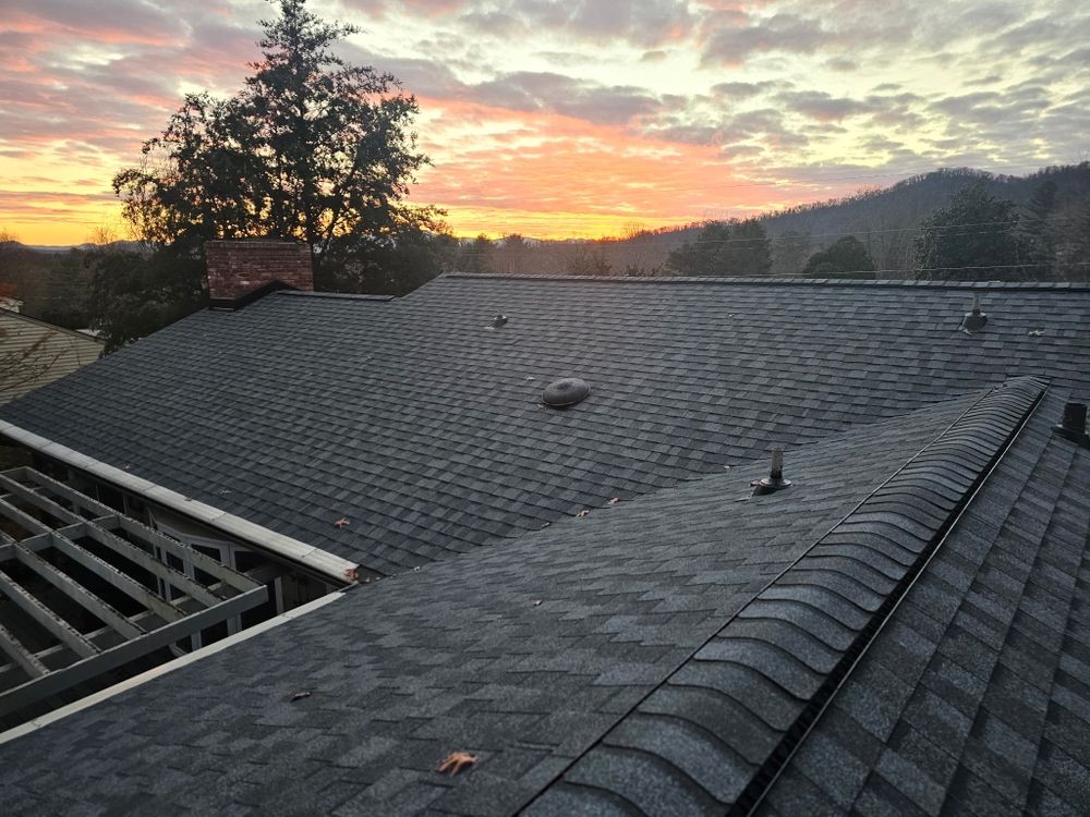 Certainteed Landmark Lifetime Shingles  for Peak Perfection Roofing LLC  in Asheville, NC