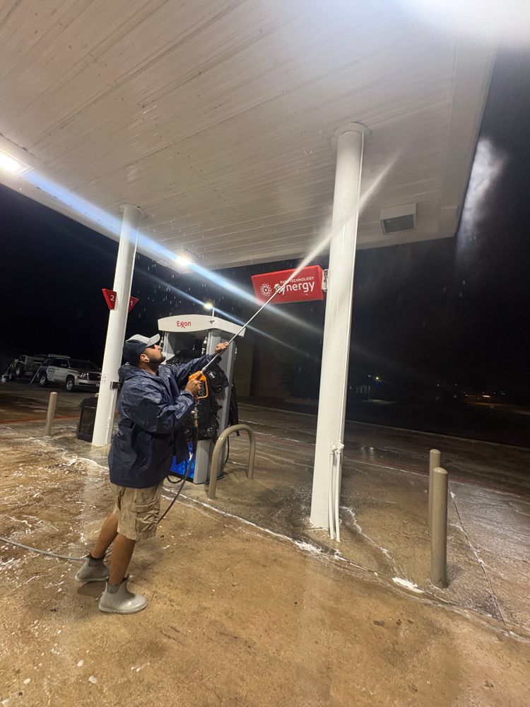 All Photos for Top Notch Exterior Cleaning Solutions in Nolanville, TX