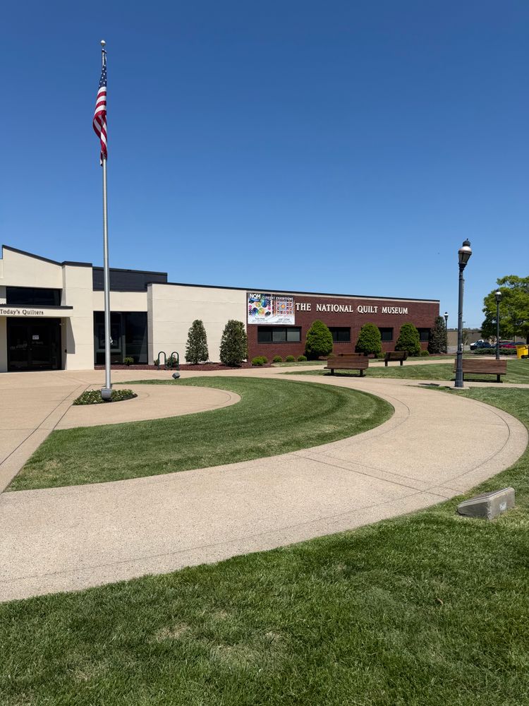 All Photos for Diamond Shine Pressure Washing in Paducah, KY