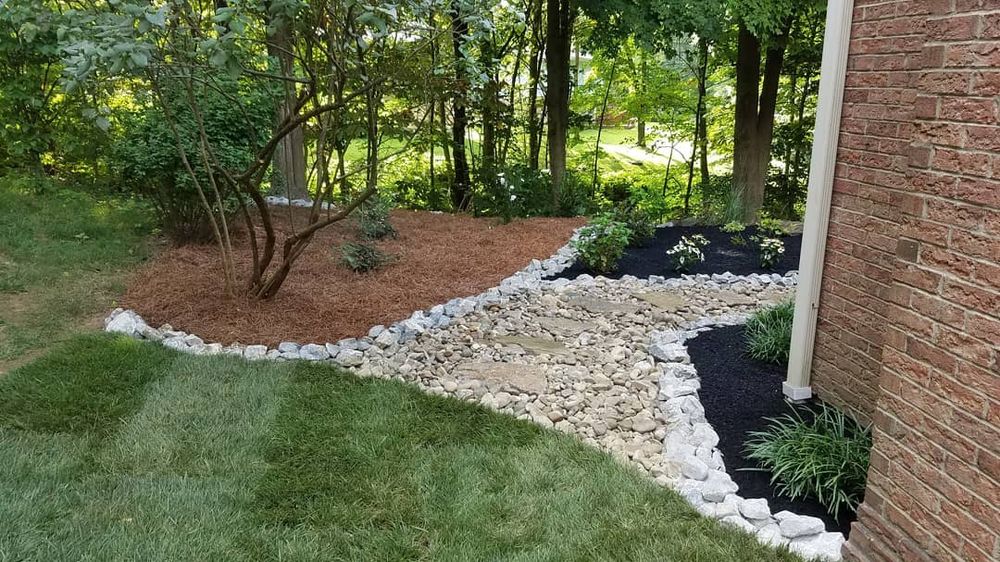 Hardscaping for Ryt's Landscaping LLC in Cincinnati, OH