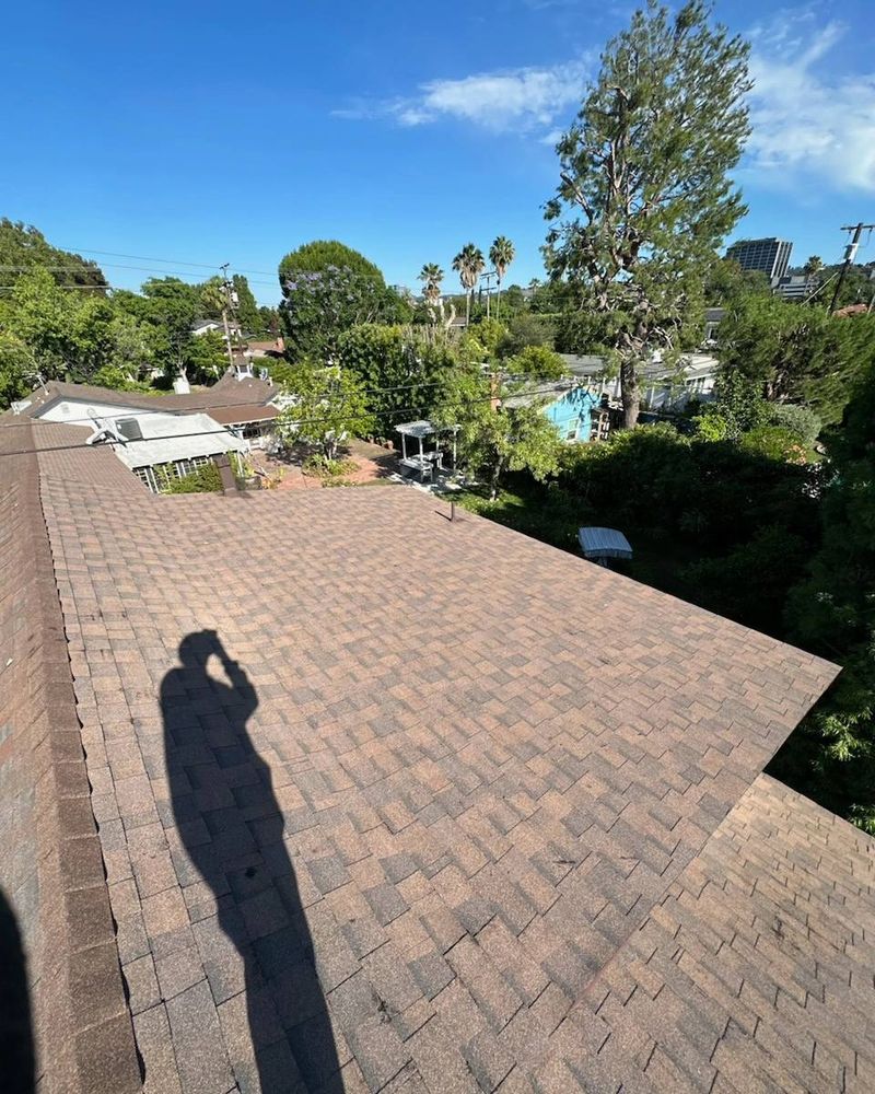 Roofing for R&R Pro Roofing, Inc. in Los Angeles County, CA