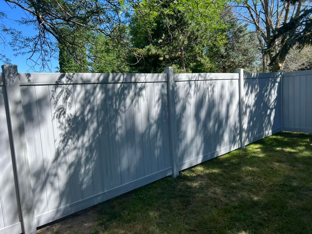 Fence Installation for Illinois Fence & outdoor co. in Kewanee, Illinois