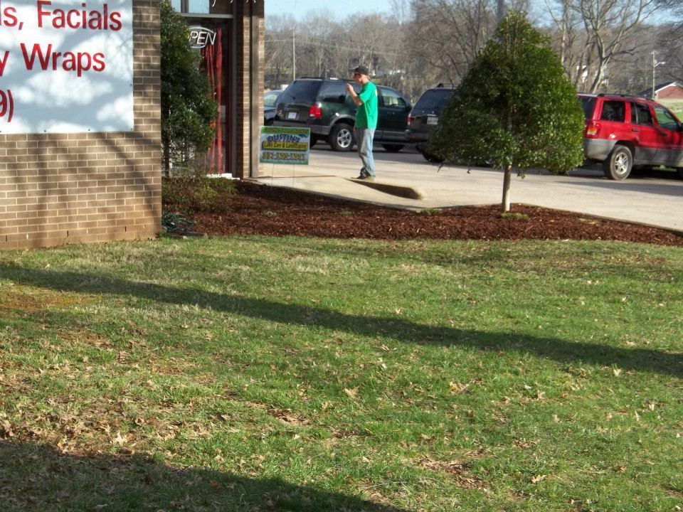 All Photos for Dustins Lawncare and Landscaping in Lawrenceburg, TN