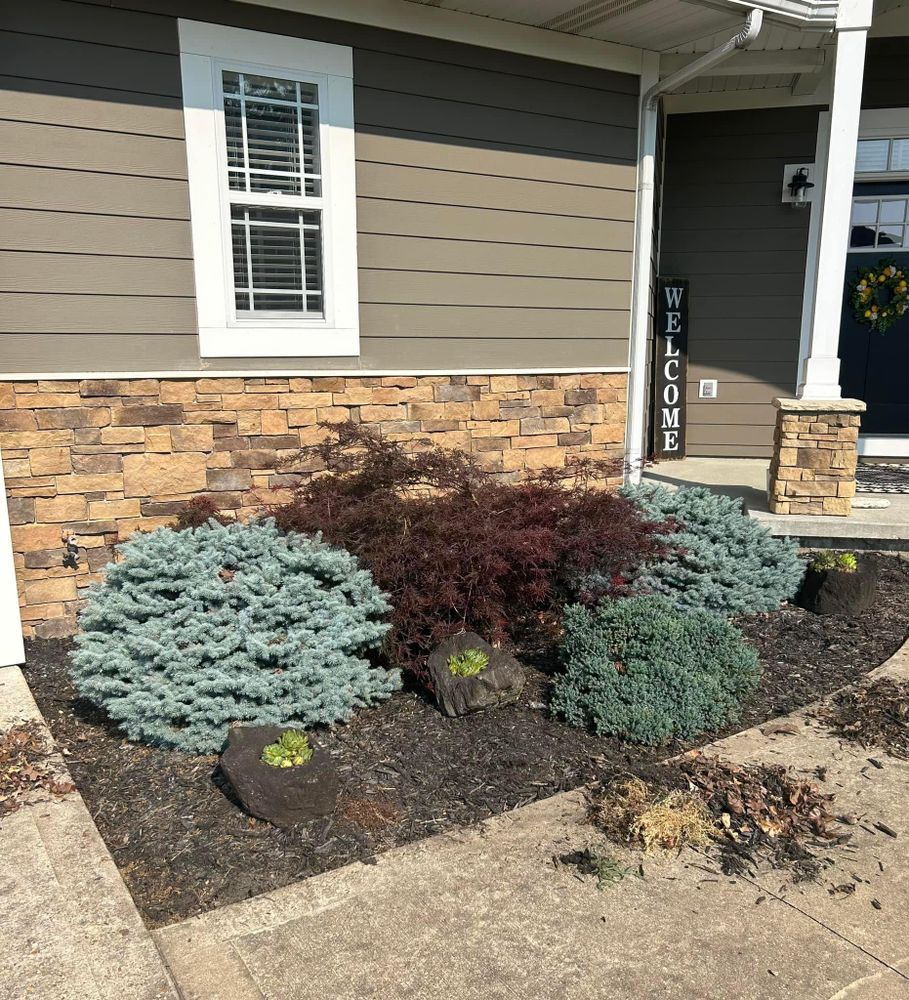 Lawn Maintenance for R & R Landscaping and Services, LLC in Poplar Bluff, MO