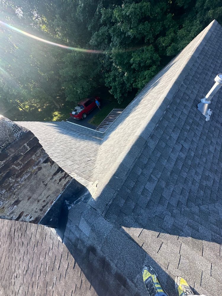 Roofing for Winchester Construction & Remodeling in Cave City, KY