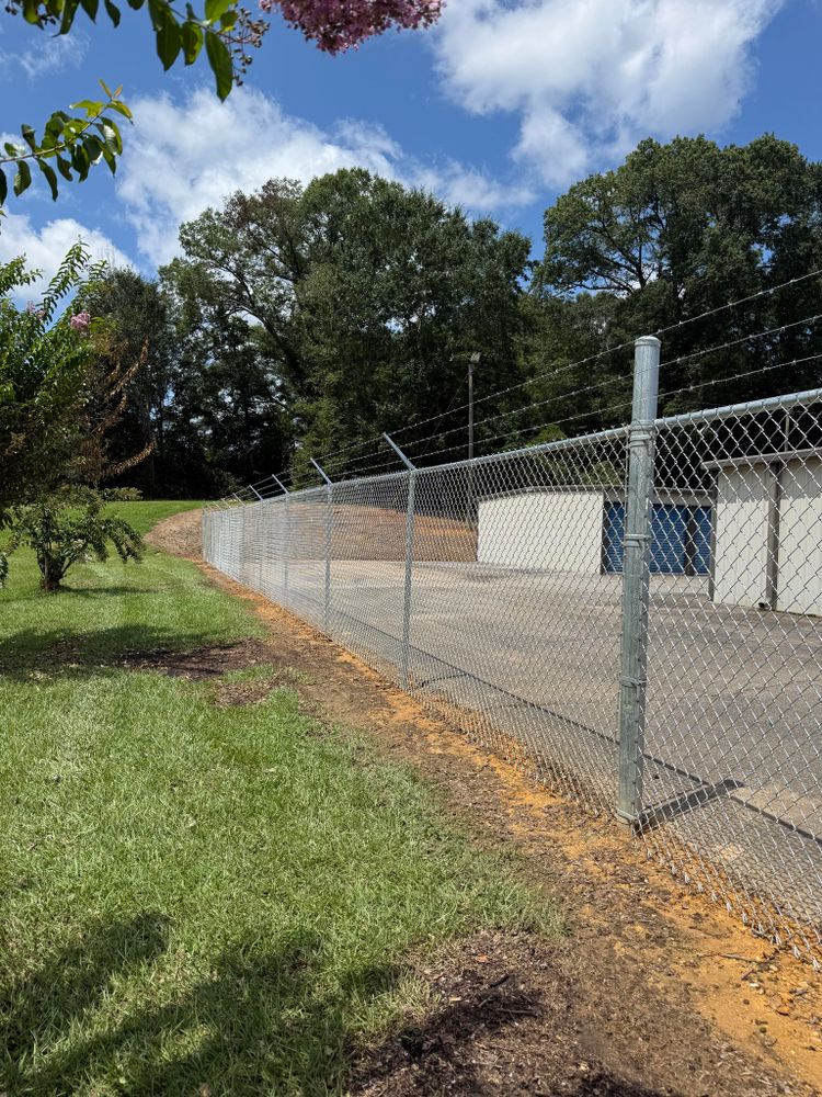 All Photos for Southland Fencing and Construction in Anniston, AL