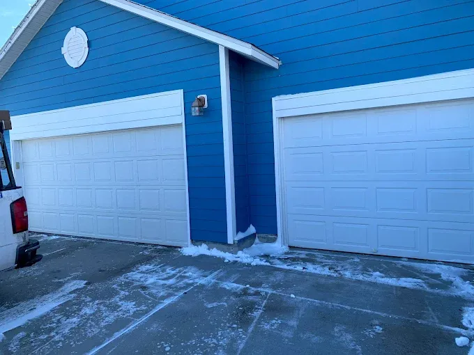 All Photos for 423 Garage Doors in Signal Mountain, Tennessee