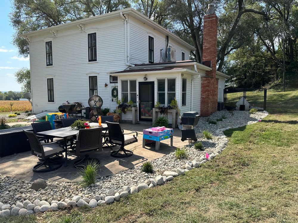 Landscaping for Thomas' Lawn Care in Maryville, MO