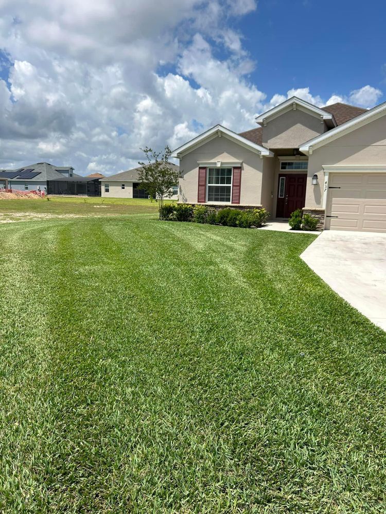 All Photos for Estrada All Pro Lawn Service in Auburndale, Florida