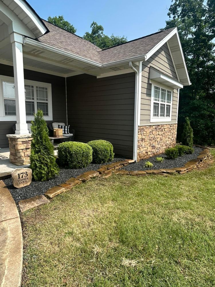 Lawn Maintenance for R & R Landscaping and Services, LLC in Poplar Bluff, MO