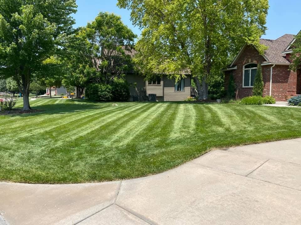 Our residential lawn care services include mowing, edging and trimming to maintain a lush and healthy lawn for your home. Let us take the hassle out of lawn maintenance! for Jakob’s Lawn Kare in Wichita, KS