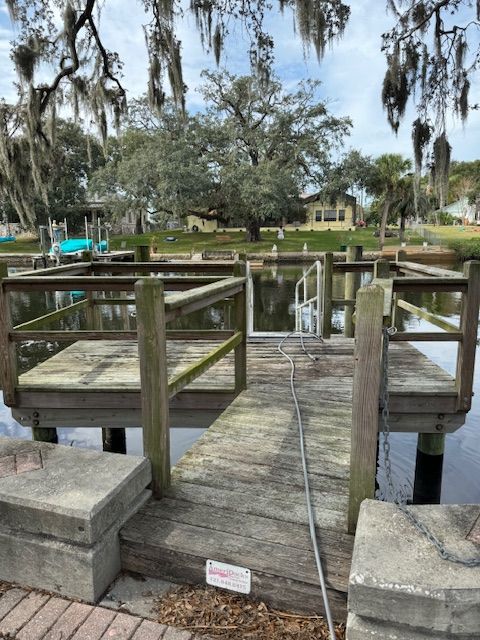 All Photos for Foreshore Pressure Cleaning Services Inc in Holiday, FL