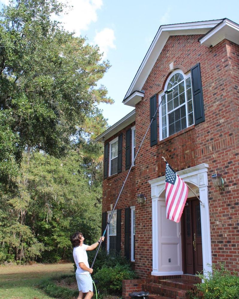 Window Cleaning for ShipShape Exteriors in  Tallahassee,  FL