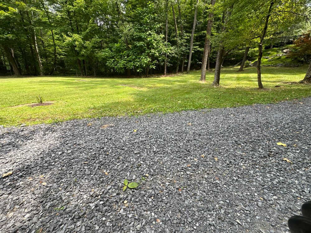Fall Clean Up for Cuellar Lawn Care in Highland , NY 