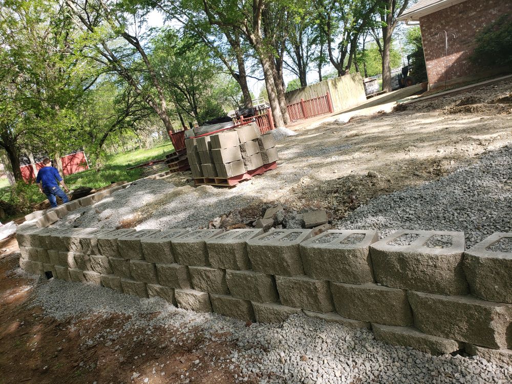 Residental Retaining walls for Concrete Pros  in Sherman, TX