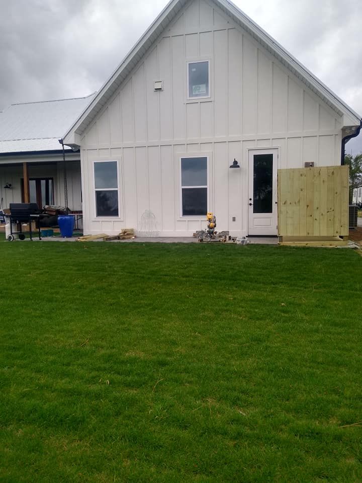 Exterior Repairs for J & S Handyman Services in Aumsville, OR