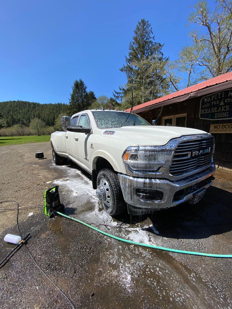 Exterior Detailing for Will's Auto Detailing in Lincoln City,  OR