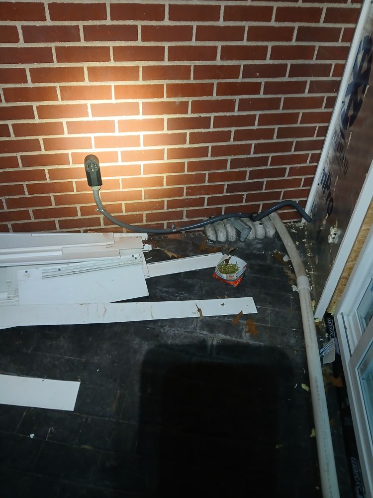 13 doors, 2 windows,  plus pool room Mechanics for Dead Tree General Contracting in Carbondale, Illinois