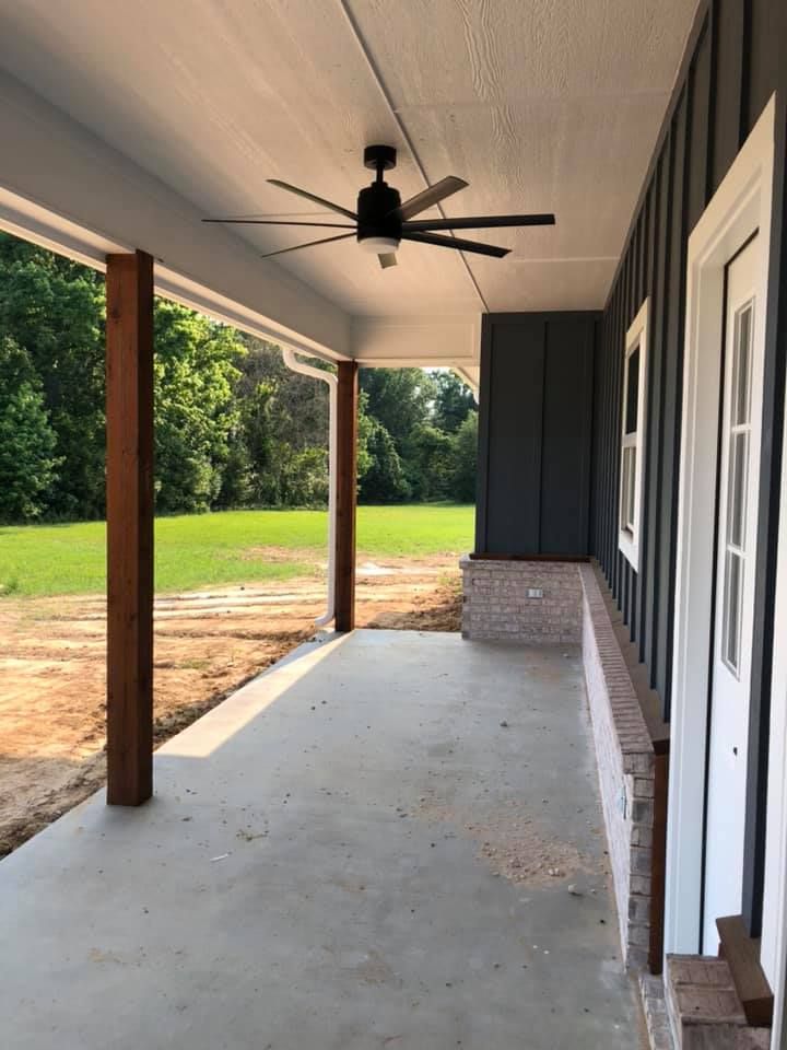 All Photos for H2 Custom Homes in Mineola, TX