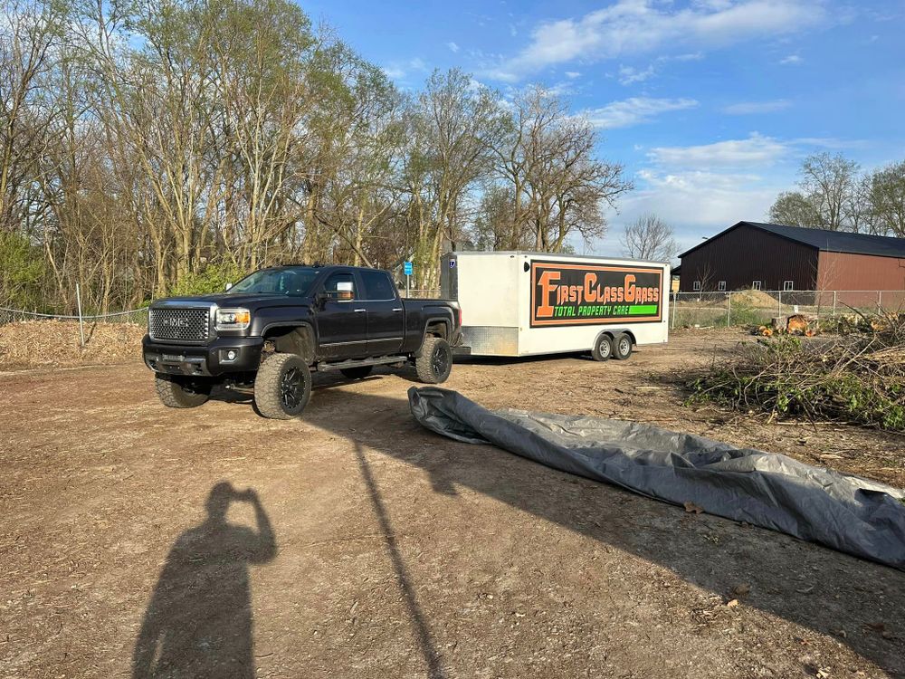 All Photos for FIRST CLASS GRASS LLC in Syracuse, IN