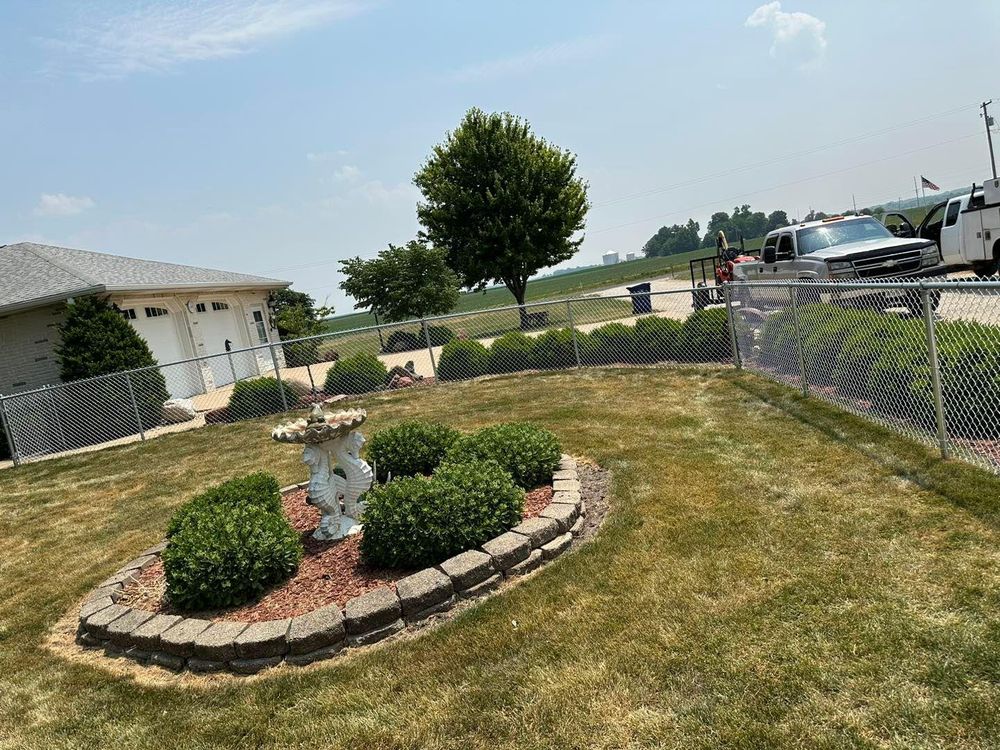 Fence Installation for Illinois Fence & outdoor co. in Kewanee, Illinois