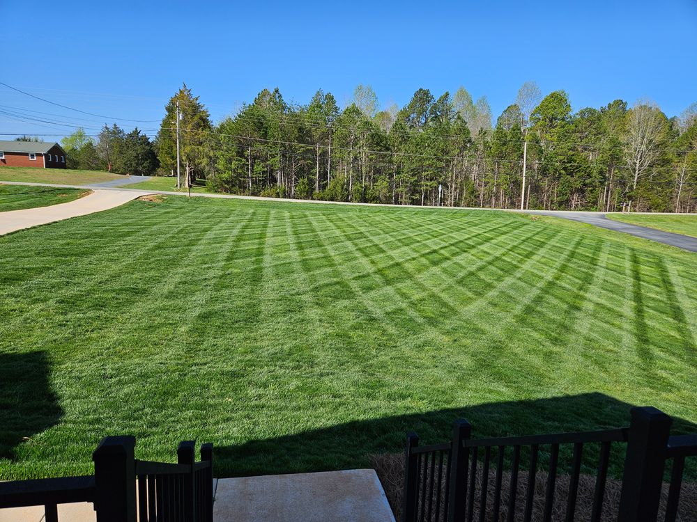 Lawn Care for Gallimore’s Lawn Care in Thomasville, NC