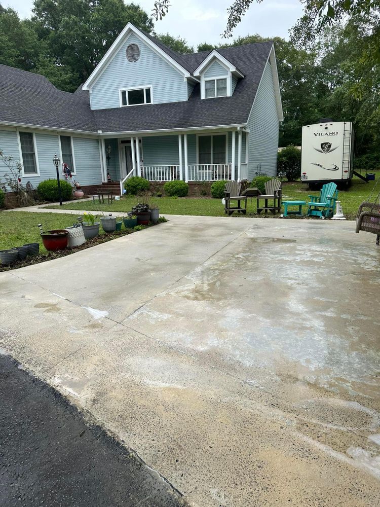 All Photos for X-Stream Pressure Washing and Roof Cleaning in Sandersville, GA
