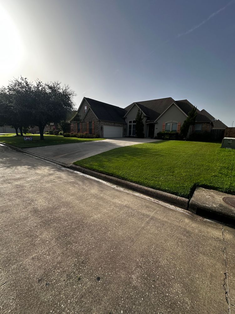 All Photos for C&R Landscaping LLC in Beaumont, TX