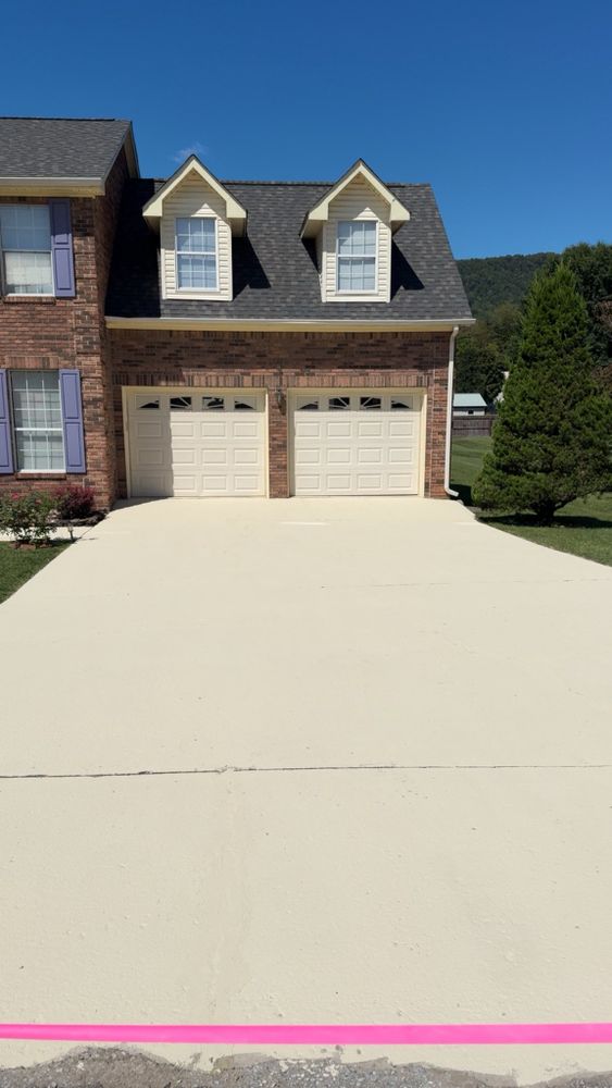 Enhance your home's curb appeal with our expert driveway paving service, offering durable and visually appealing asphalt solutions tailored to fit your landscape perfectly. experience quality craftsmanship and increased property value today. for Asphalt Animals in Sevierville, TN