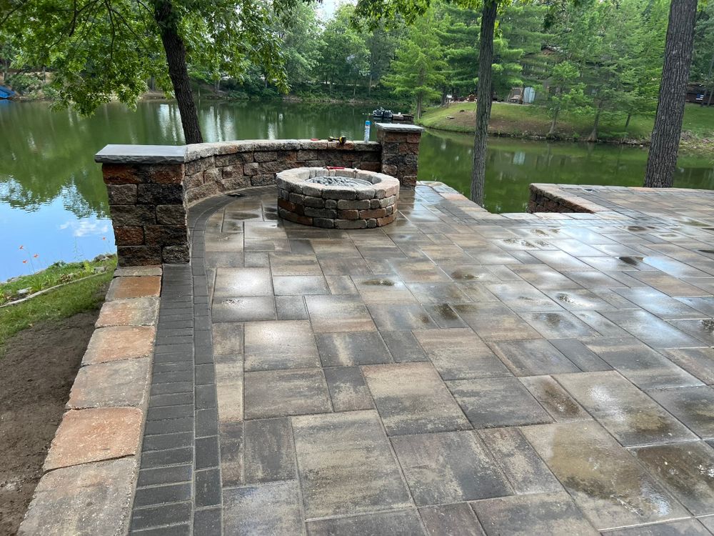 All Photos for Mayfield Landscaping in Staunton, IL