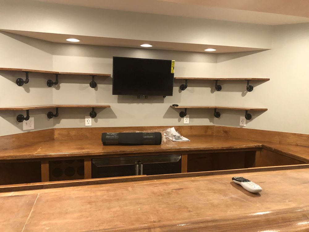 All Photos for Laura Mae Properties in Wolcott, CT