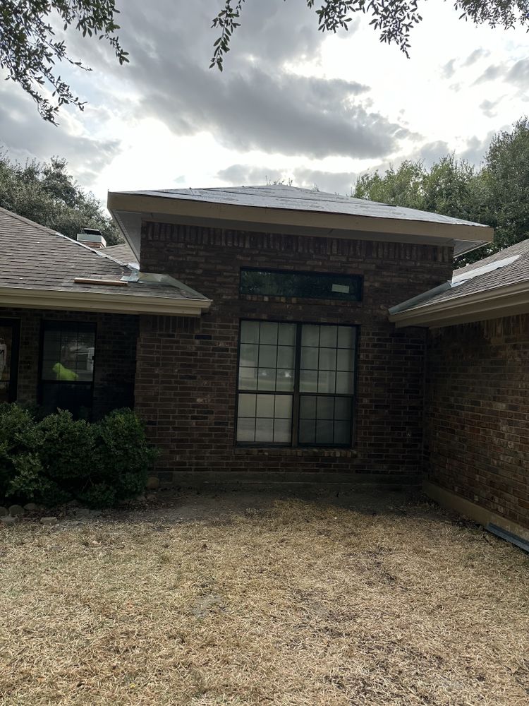 Trucking for King Services in Seguin, TX