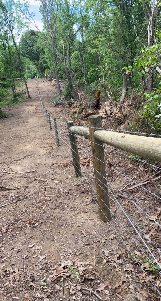 Fence for LB Fencing & Services in Archdale, NC