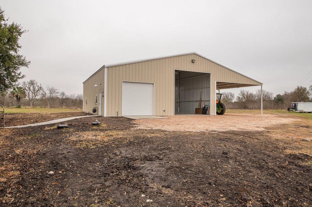 All Photos for CWC Custom Homes & Barndominiums in Snook, TX