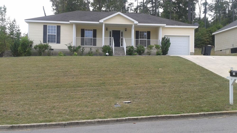 Our Past Work for E.P.I Lawncare & Pressure Washing  in Augusta, GA