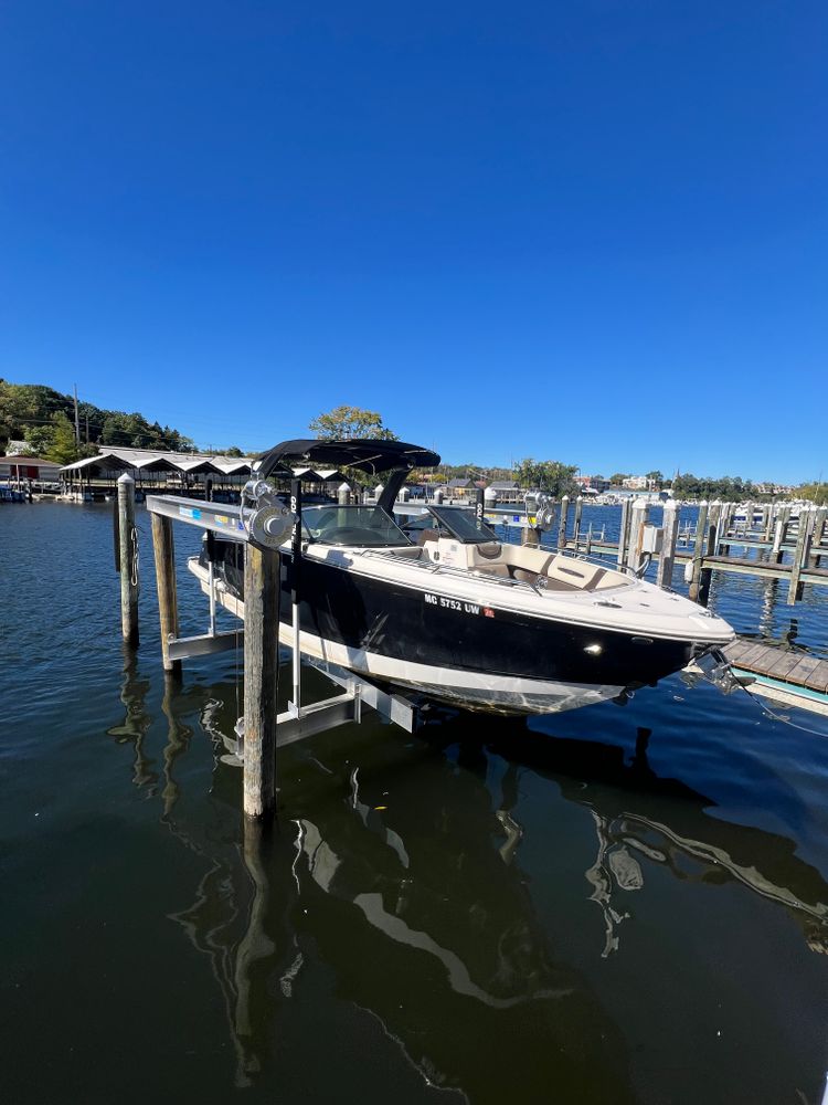 Boat lift Installation for Wagner's Lift and Dock Shop LLC in Watervliet, MI