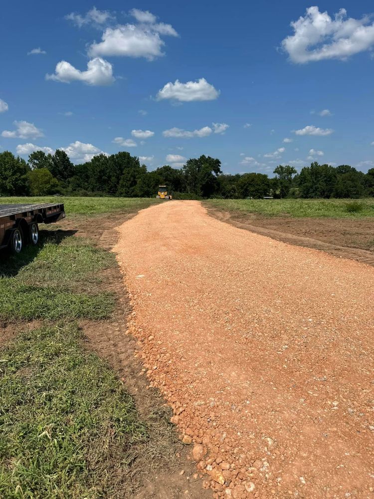 Excavation for JUSTIN JACQUES LLC DBA DOUBLE J EXCAVATION in Nashville, AR