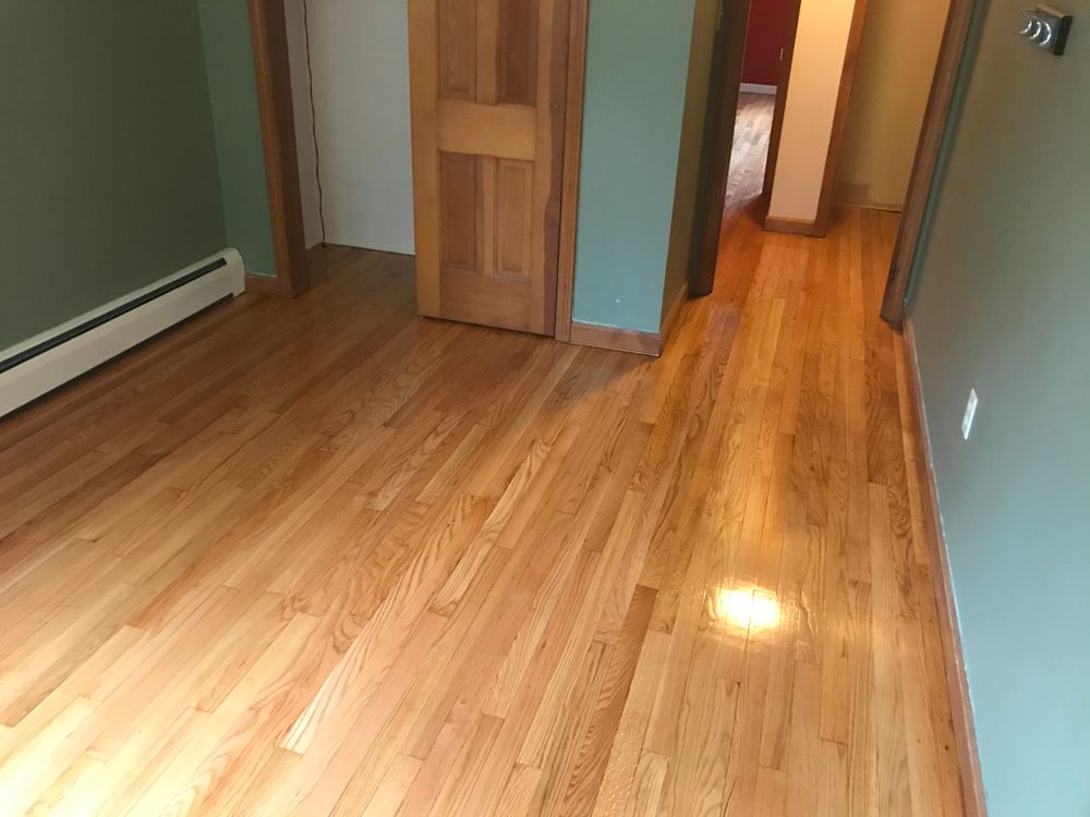 All Photos for Laura Mae Properties in Wolcott, CT