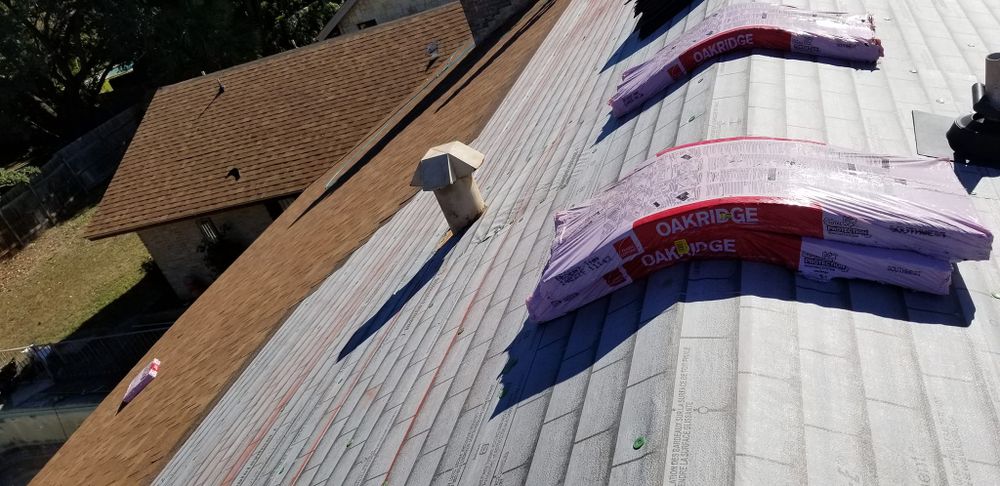 Roofing Installation for T&B Roofing in Somerset,  TX