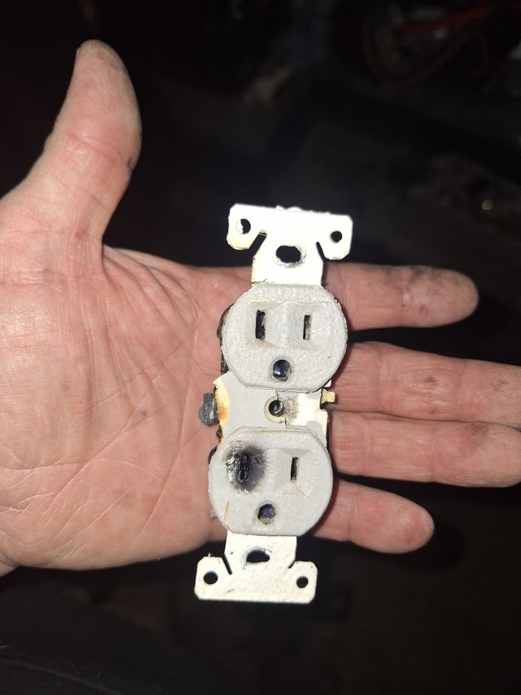 All Photos for Flash Gordon Electric LLC in Hope Mills, NC