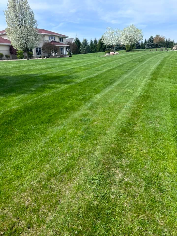 Lawn Care for Panovich Landscape & Snow Removal LLC in Akron, OH