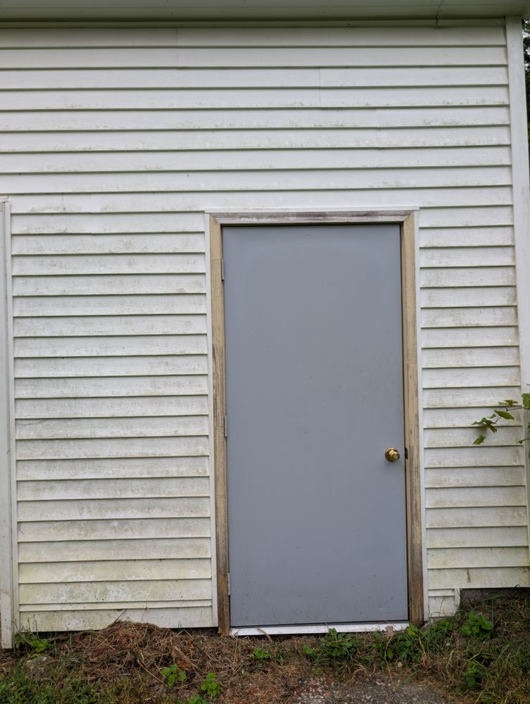 All Photos for Kingdom Power Washing & Window Cleaning in Flushing, MI