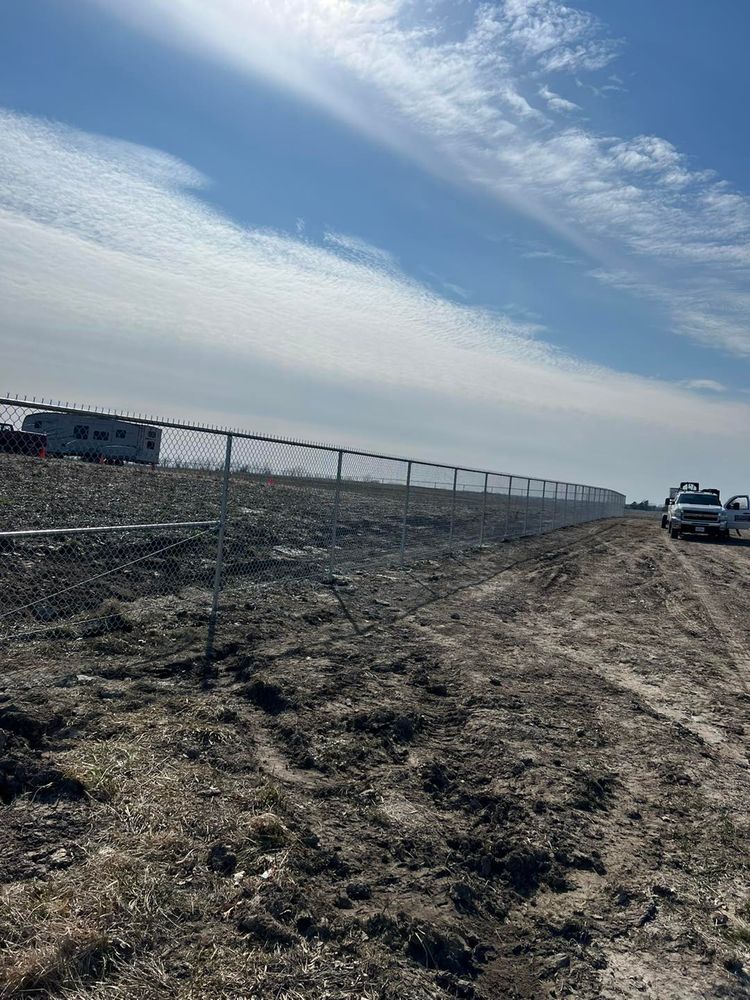 Fence Installation for Illinois Fence & outdoor co. in Kewanee, Illinois