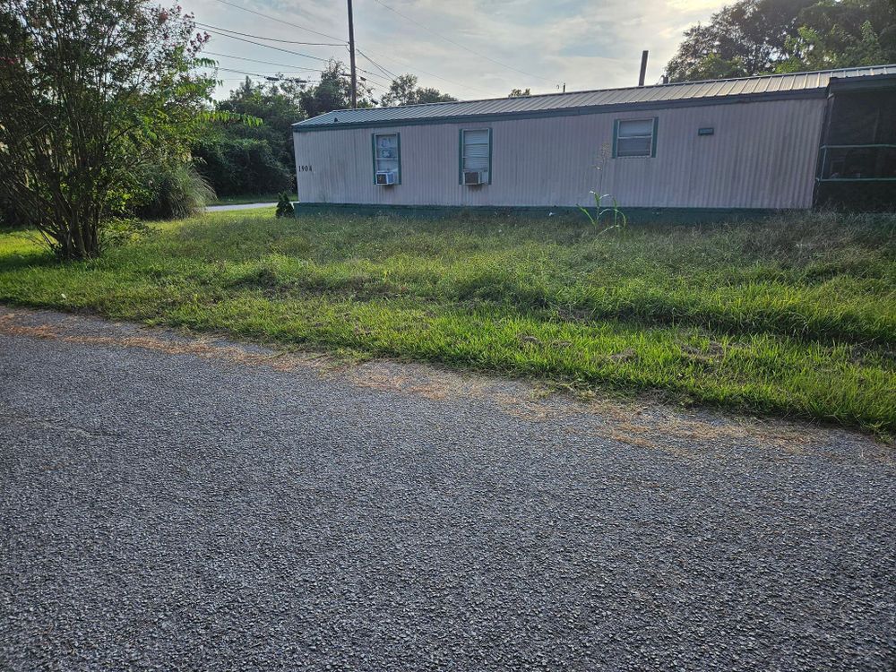 All Photos for Just Mow and Go Lawn Service in New Bern, NC