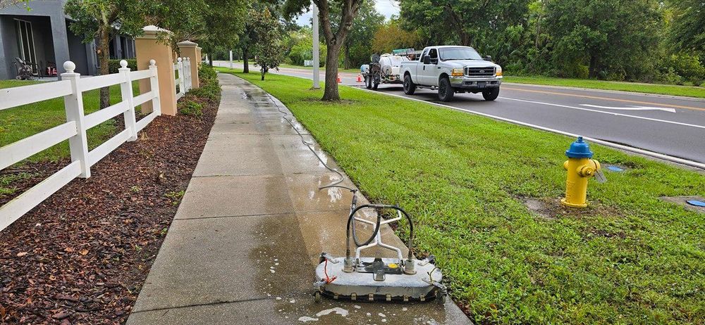 All Photos for BLUE STREAM ROOF CLEANING & PRESSURE WASHING  in Tampa, FL