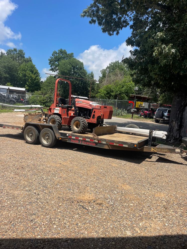 Rental Equipment  for JUSTIN JACQUES LLC DBA DOUBLE J EXCAVATION in Nashville, AR