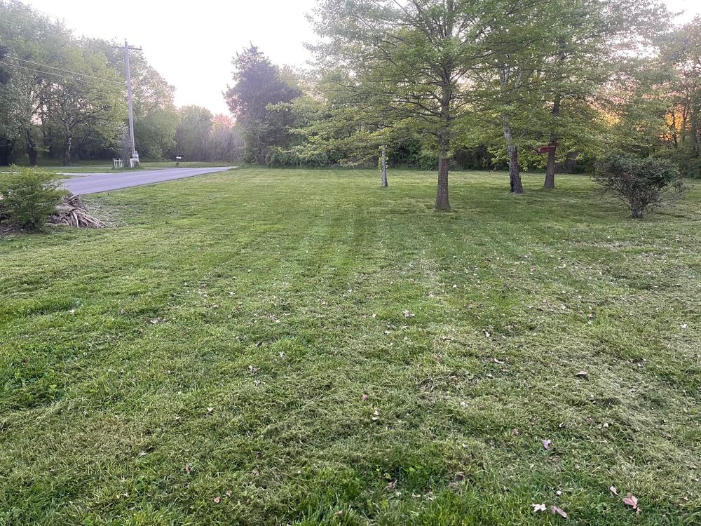 Lawn care and Landscaping for R&M Property Maintenance in Blount County, TN