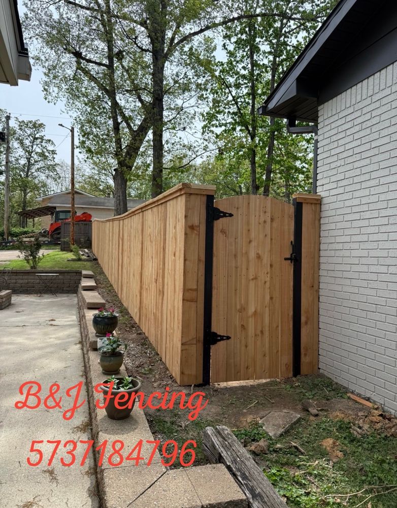 All Photos for B&J Fencing in Poplar Bluff, MO