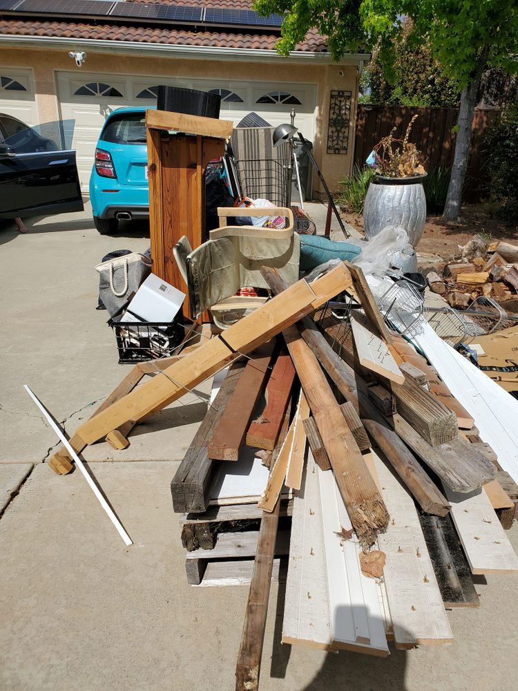 Appliance Removal for J.R.C Tree Services & Junk Removal in Fallbrook Junction, California