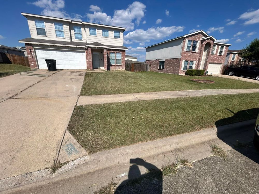 All Photos for D’s Lawncare in Killeen, TX